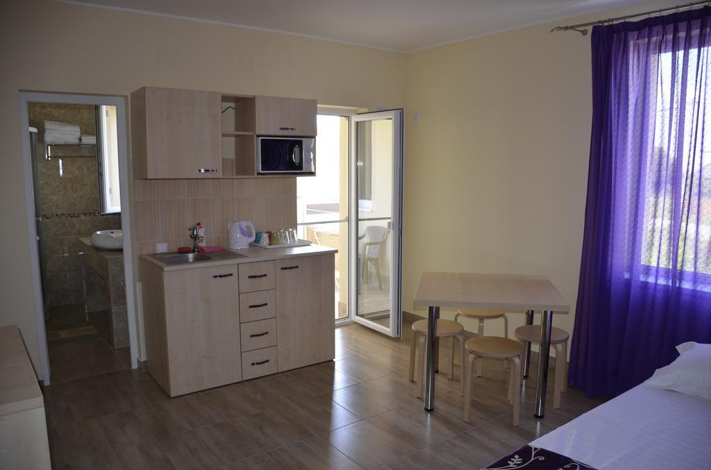 Vila Pacific كوستِنيست المظهر الخارجي الصورة
